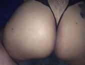 Bunda de calcinha sexy rebolando no pinto