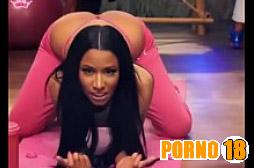 Nicki Minaj nua para punheta